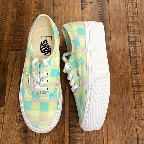 Vans Multicolor Checkered Women's Sneakers - Picture 2 of 13